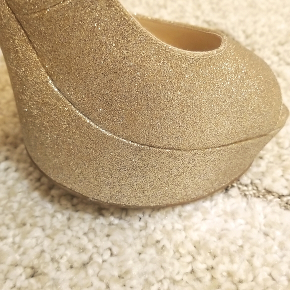 Enzo Angioloni gold peep toe sz9 - Picture 4 of 11